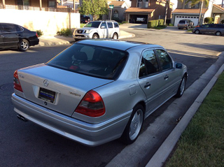 Illustration for article titled For $5,800, This 1995 Mercedes C36 AMG Could Take You Down To Tuner Town